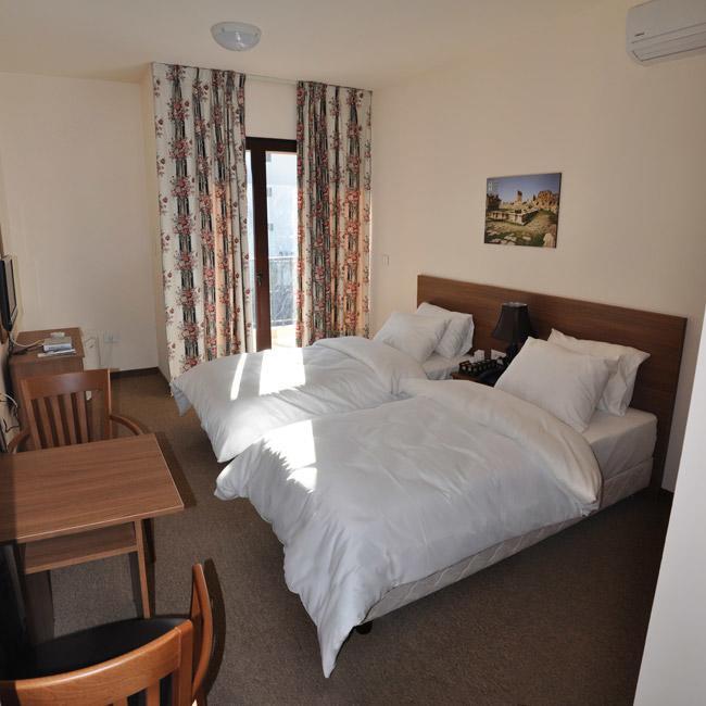 ג'ונייה Lagace Hotel מראה חיצוני תמונה